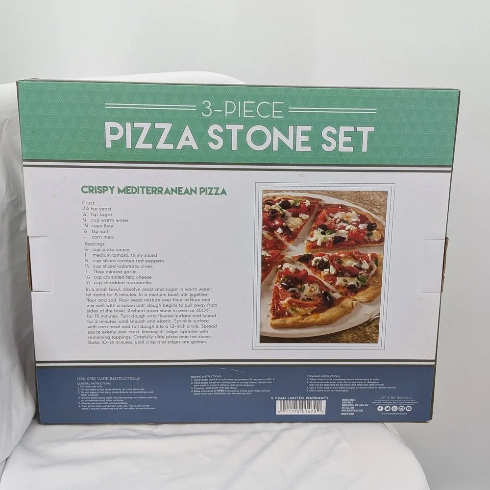 Nordic Ware 3-Piece Pizza Stone Set NIB 13